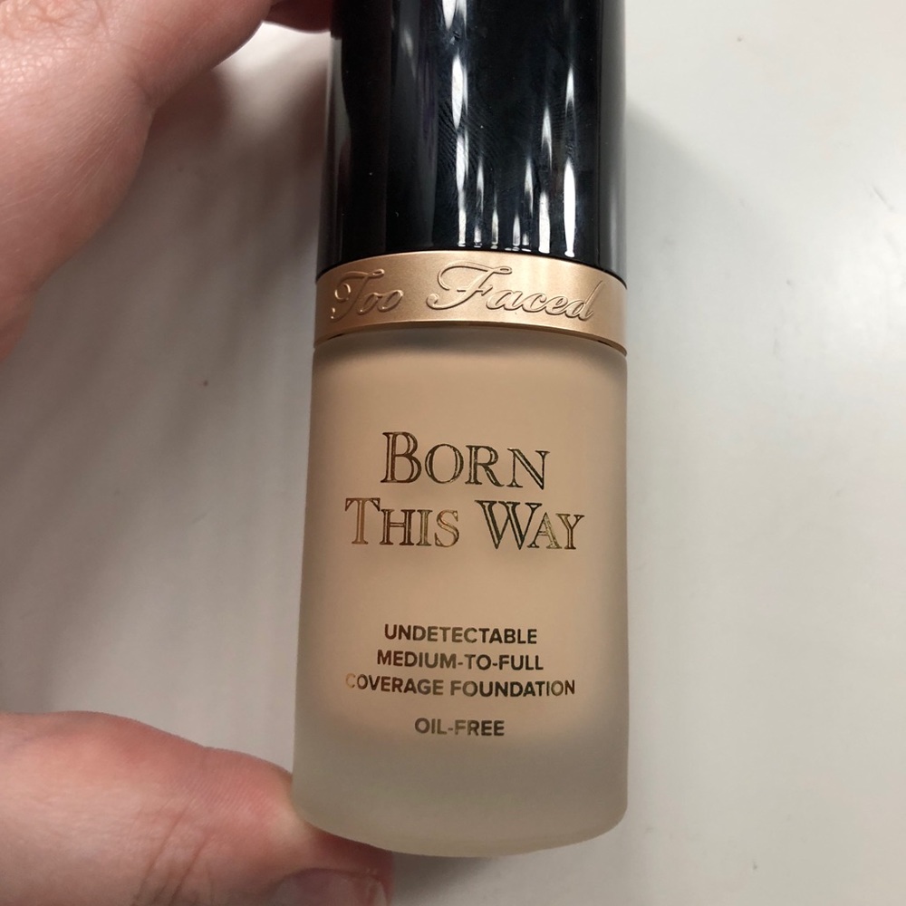 Too Faced Born This Way Foundation